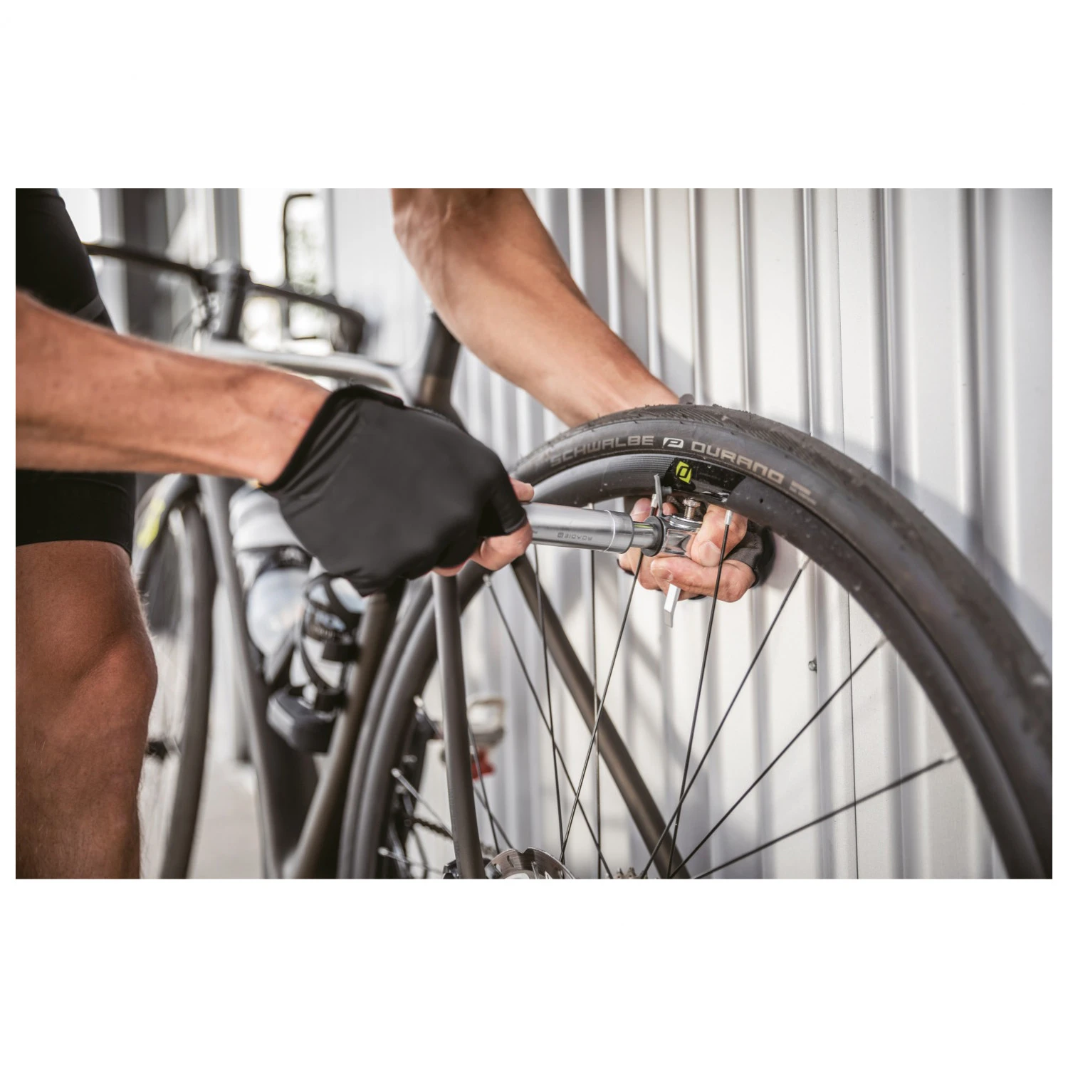 Topeak Roadie TT Mini - Minipompe 4 Topeak Roadie TT Mini - Minipompe – Image 2